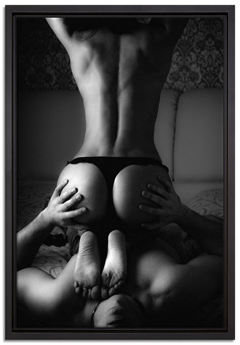 Erotisches Paar Kunst B&W auf Leinwandbild gerahmt Größe 60x40