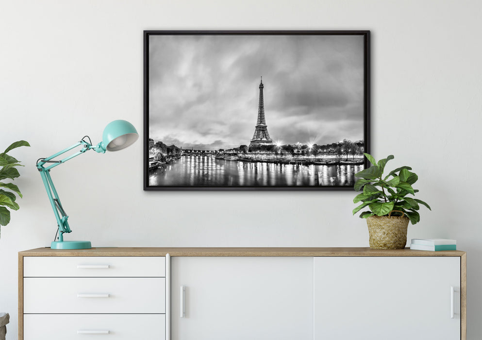 Eifelturm Paris bei Nacht auf Leinwandbild gerahmt verschiedene Größen im Wohnzimmer