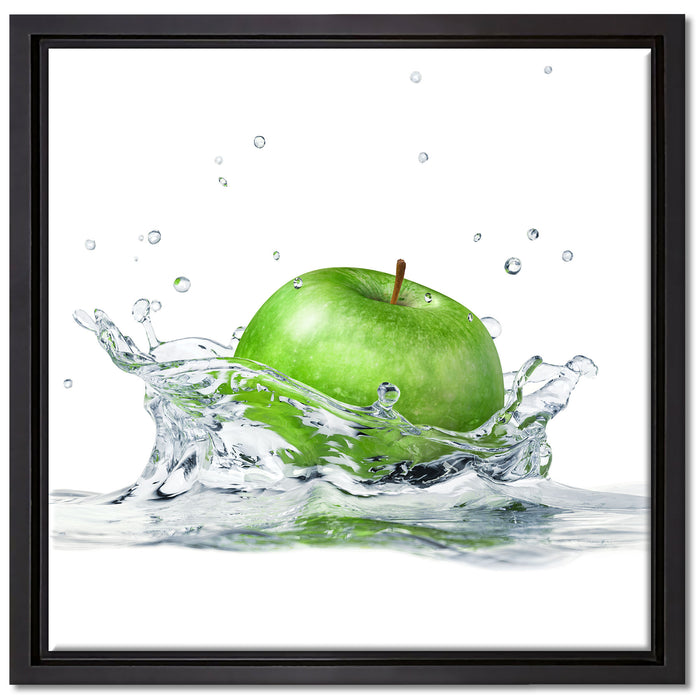 Grüner Apfel fällt in Wasser auf Leinwandbild Quadratisch gerahmt Größe 40x40