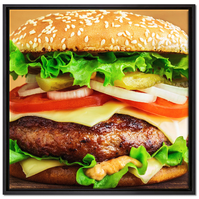 Köstlicher Burger auf Holztisch auf Leinwandbild Quadratisch gerahmt Größe 70x70