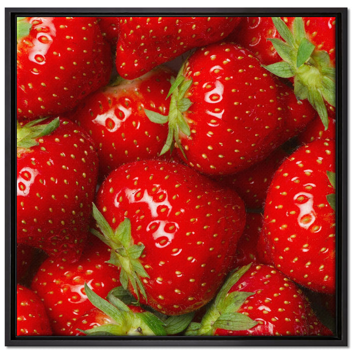 Leckere frische Erdbeeren auf Leinwandbild Quadratisch gerahmt Größe 70x70