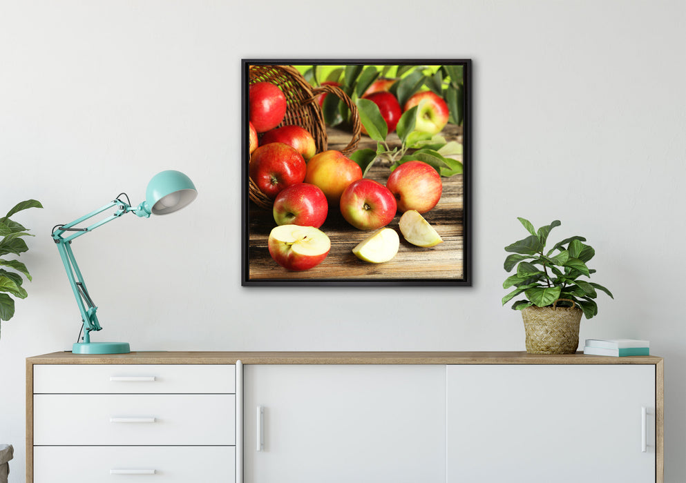 Korb mit Äpfeln auf Leinwandbild gerahmt Quadratisch verschiedene Größen im Wohnzimmer