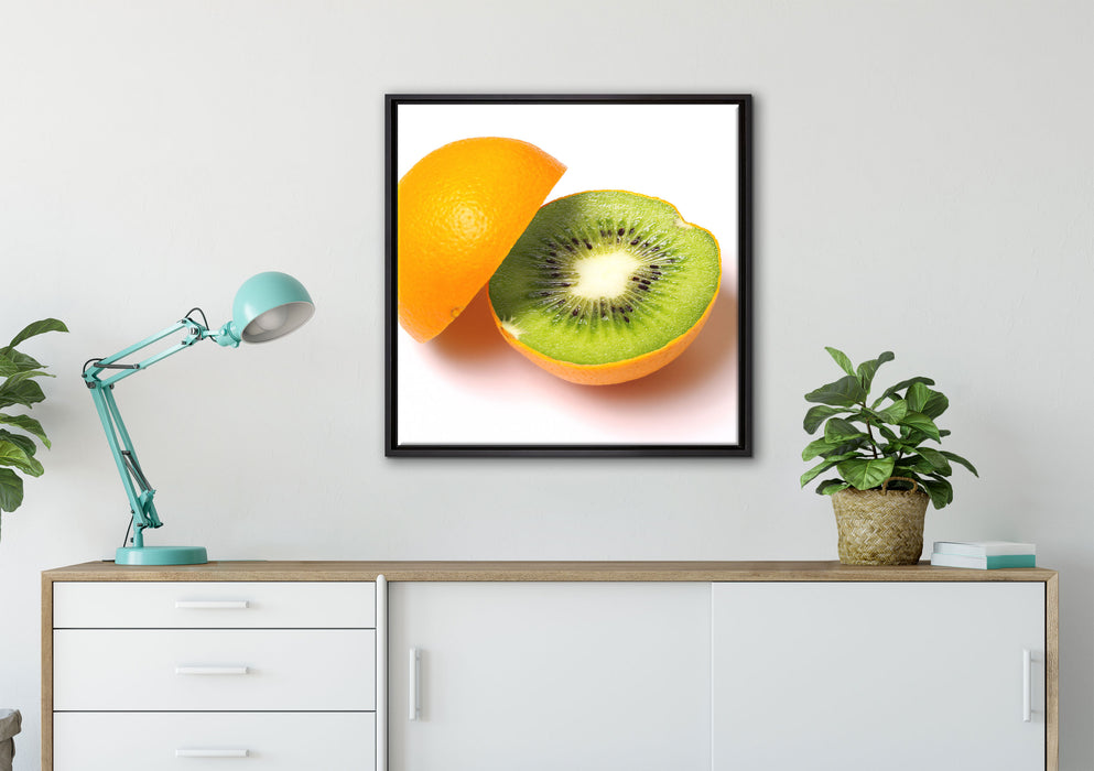 Leckere Kiwi mit Orangenschale auf Leinwandbild gerahmt Quadratisch verschiedene Größen im Wohnzimmer