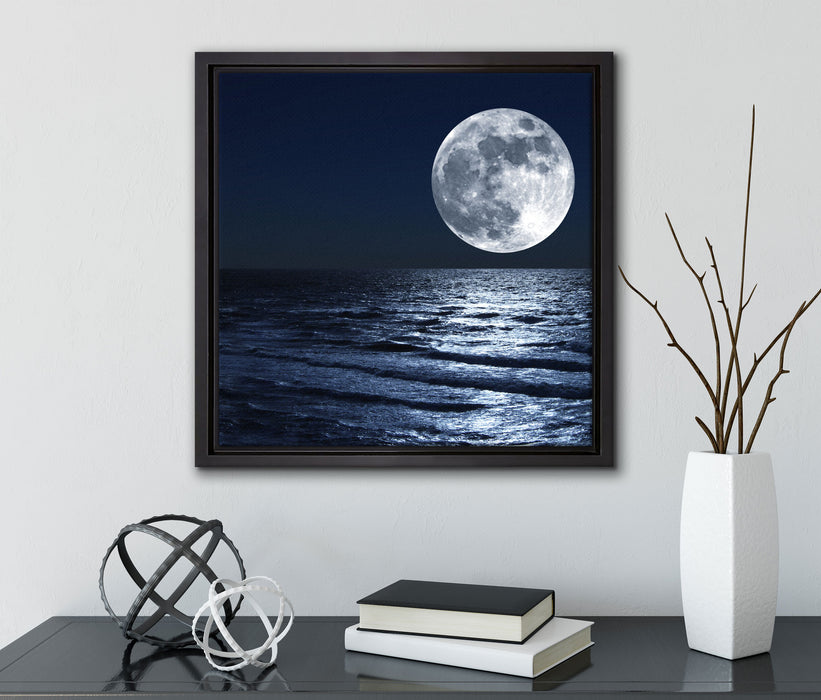 Meer in Dunkelheit  auf Leinwandbild Quadratisch gerahmt mit Kirschblüten