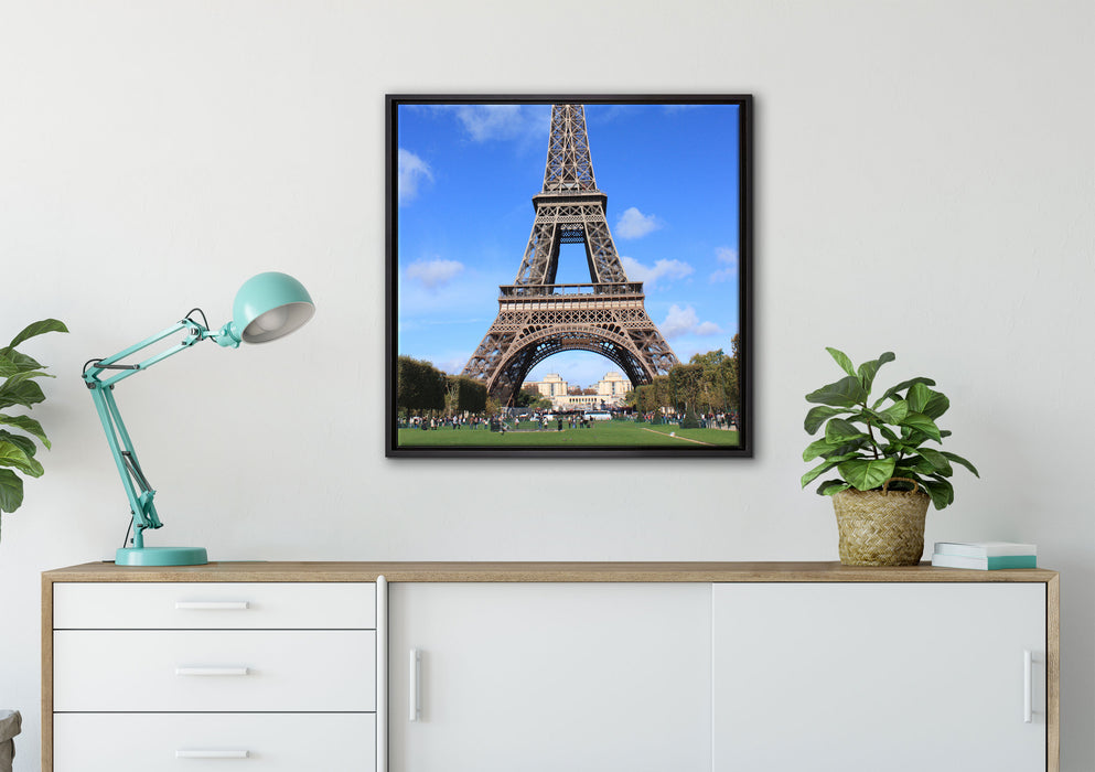 Eifelturm Paris auf Leinwandbild gerahmt Quadratisch verschiedene Größen im Wohnzimmer