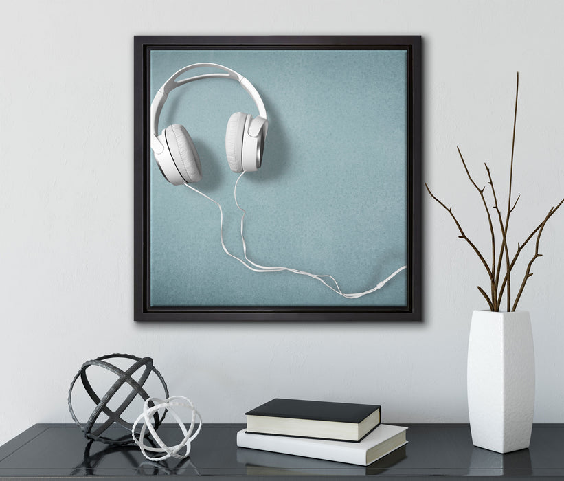 Weiße Kopfhörer  auf Leinwandbild Quadratisch gerahmt mit Kirschblüten