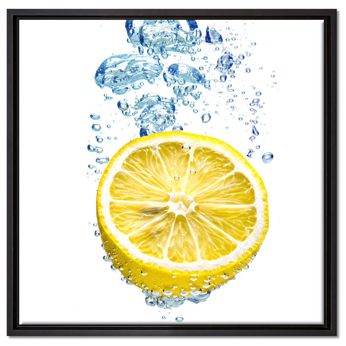 Zitrone im Wasserregen auf Leinwandbild Quadratisch gerahmt Größe 60x60