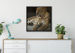 Majestätischer Leopard auf Leinwandbild gerahmt Quadratisch verschiedene Größen im Wohnzimmer