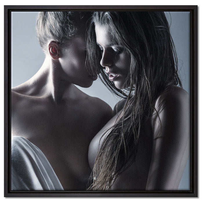 Sinnliche Frauenküsse auf Leinwandbild Quadratisch gerahmt Größe 60x60