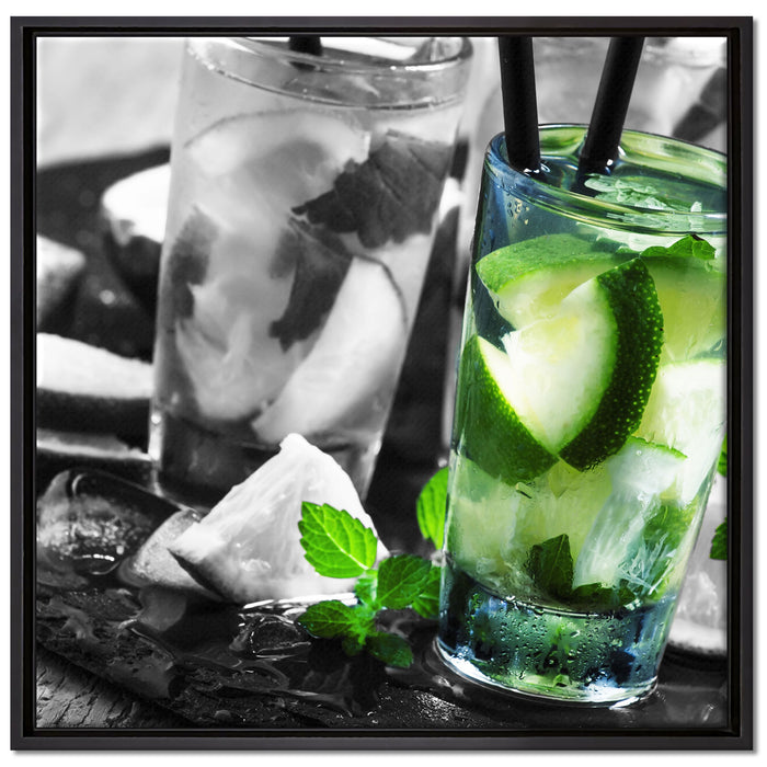 Caipirinhacocktails auf Tablett auf Leinwandbild Quadratisch gerahmt Größe 70x70