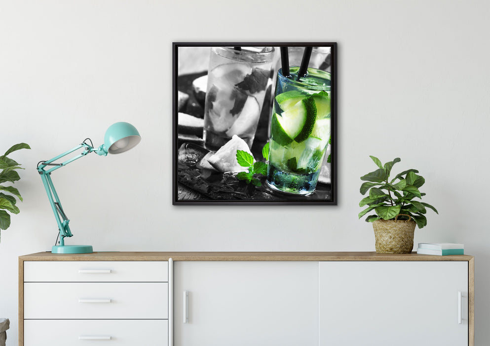 Caipirinhacocktails auf Tablett auf Leinwandbild gerahmt Quadratisch verschiedene Größen im Wohnzimmer