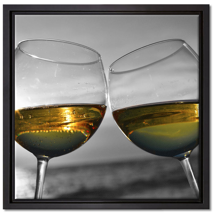 Wein in Gläsern am Meer auf Leinwandbild Quadratisch gerahmt Größe 40x40