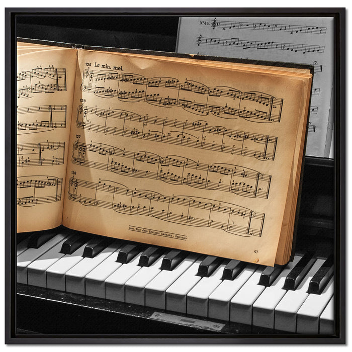 Notenbuch auf Piano auf Leinwandbild Quadratisch gerahmt Größe 70x70