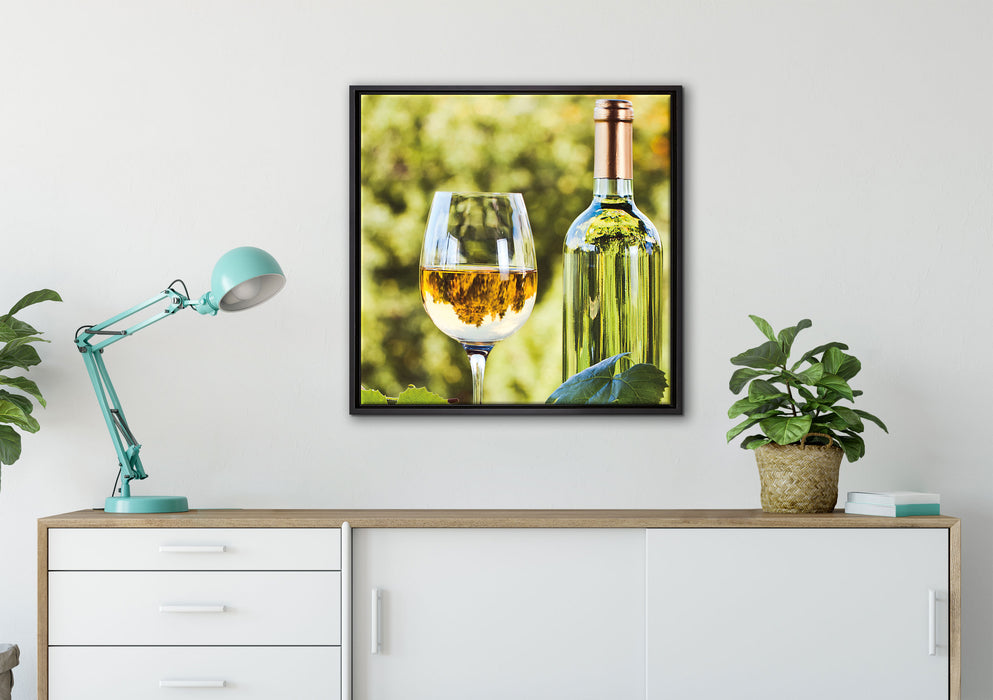 Wein und Weintrauben auf Leinwandbild gerahmt Quadratisch verschiedene Größen im Wohnzimmer