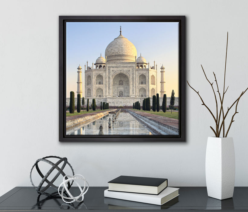 Taj Mahal  auf Leinwandbild Quadratisch gerahmt mit Kirschblüten