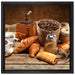 Aromatischer Kaffee mit Croissant auf Leinwandbild Quadratisch gerahmt Größe 40x40