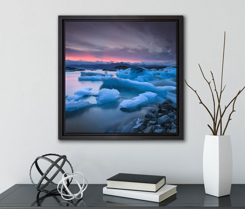 Extreme Eislandschaft  auf Leinwandbild Quadratisch gerahmt mit Kirschblüten