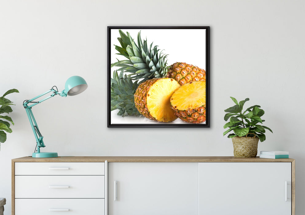 Frische Ananas auf Leinwandbild gerahmt Quadratisch verschiedene Größen im Wohnzimmer