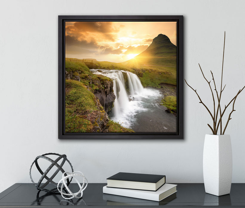 Wasserfall bei Sonnenuntergang  auf Leinwandbild Quadratisch gerahmt mit Kirschblüten