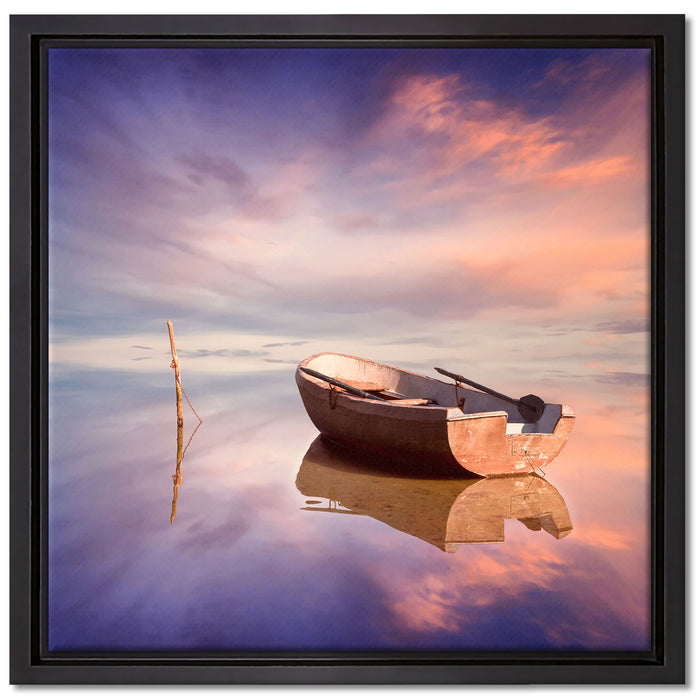 Einsames Boot auf See auf Leinwandbild Quadratisch gerahmt Größe 40x40