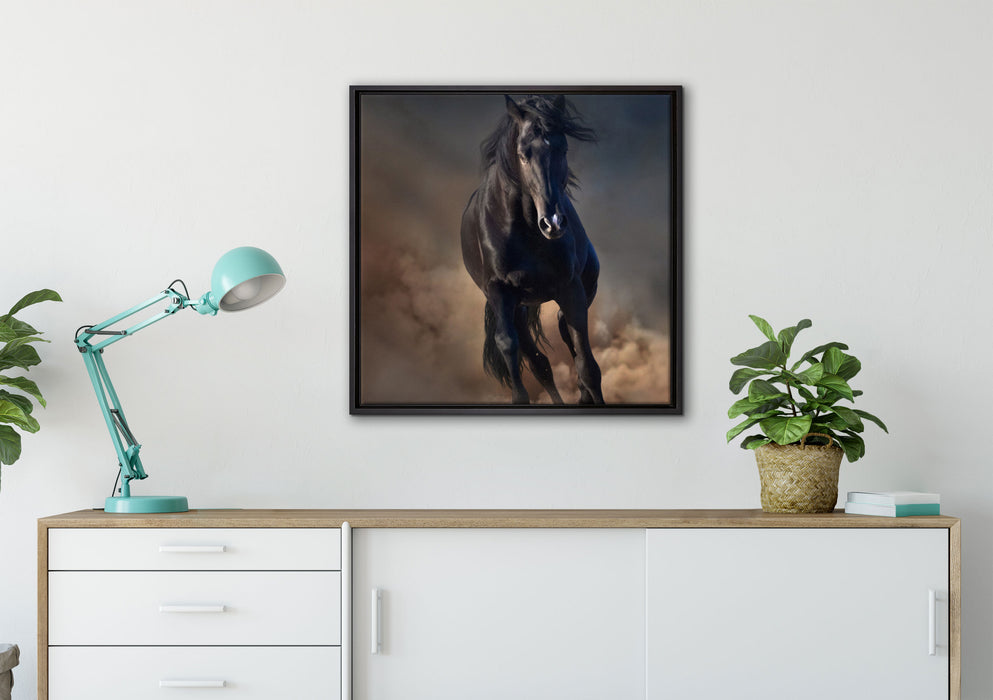 Elegantes schwarzes Pferd auf Leinwandbild gerahmt Quadratisch verschiedene Größen im Wohnzimmer