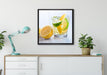 Gin Tonic Shot mit Zitronen auf Leinwandbild gerahmt Quadratisch verschiedene Größen im Wohnzimmer