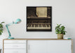 Klavier mit Notenblatt auf Leinwandbild gerahmt Quadratisch verschiedene Größen im Wohnzimmer