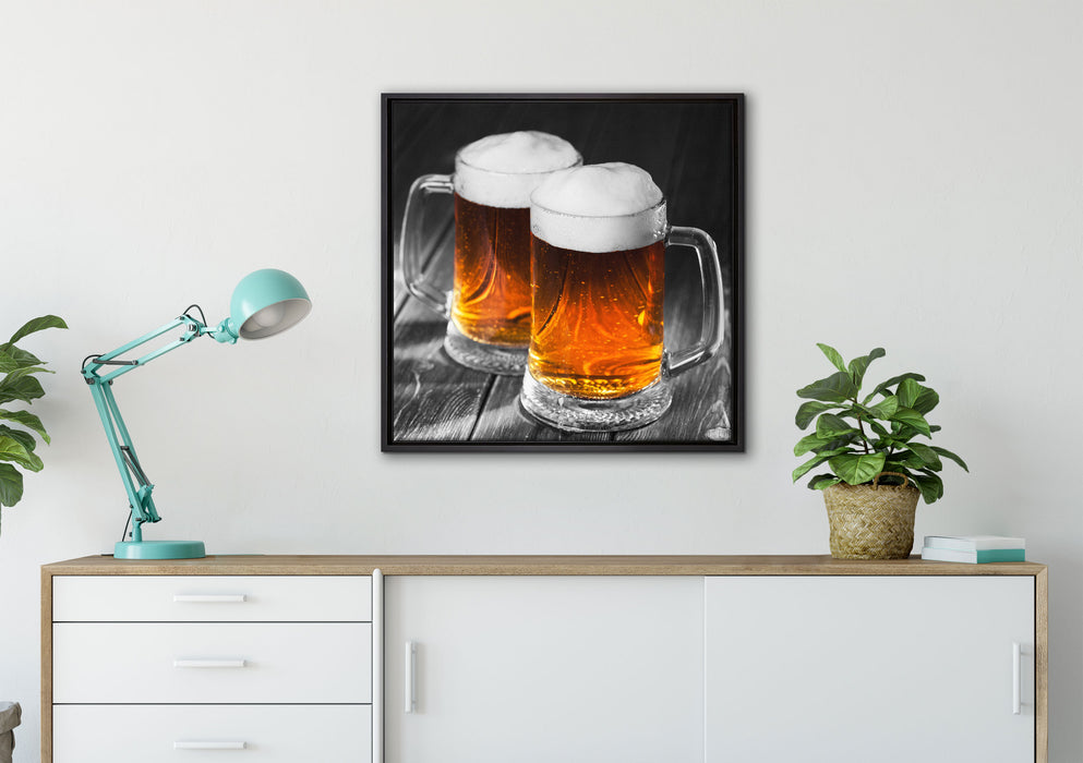 Zwei Maßkrüge Bier auf Leinwandbild gerahmt Quadratisch verschiedene Größen im Wohnzimmer