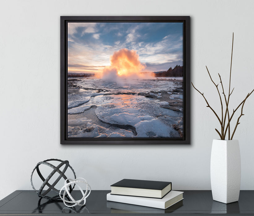 Heiße Quelle in Island  auf Leinwandbild Quadratisch gerahmt mit Kirschblüten
