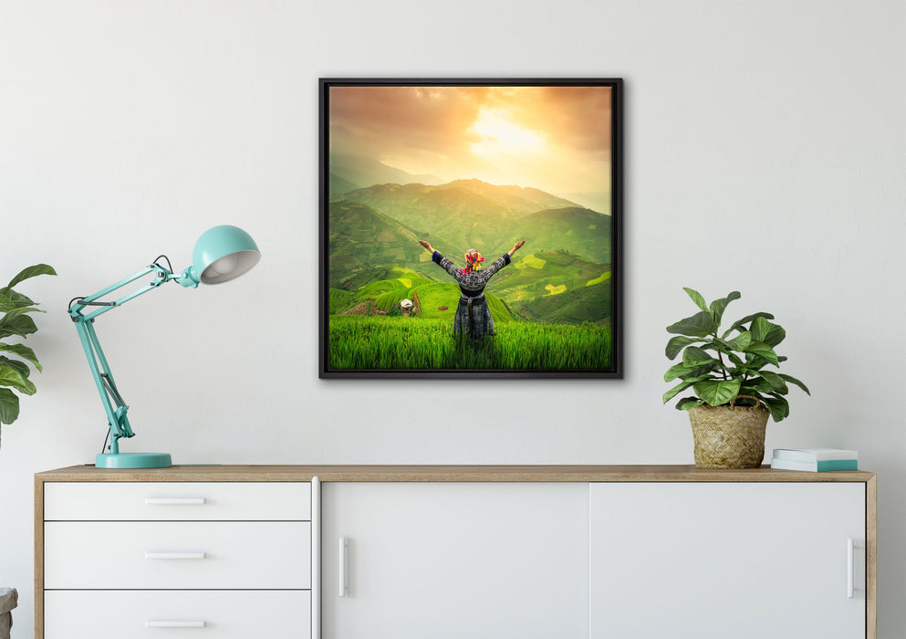 asiatische Berg Farm auf Leinwandbild gerahmt Quadratisch verschiedene Größen im Wohnzimmer