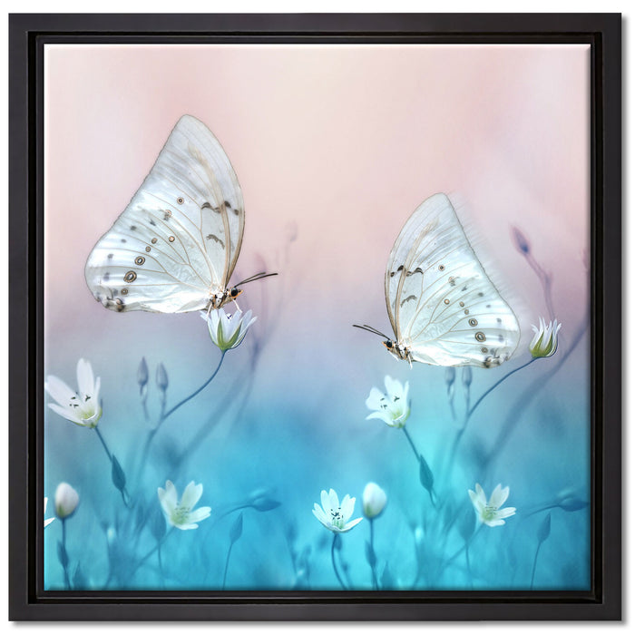 Schmetterling auf kleinen Blumen auf Leinwandbild Quadratisch gerahmt Größe 40x40