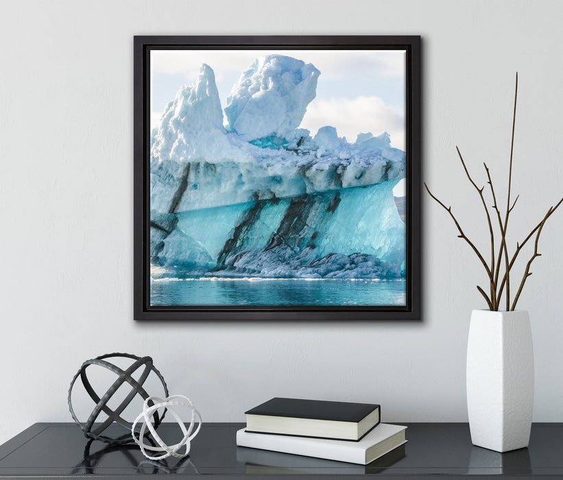 gigantischer Eisberg  auf Leinwandbild Quadratisch gerahmt mit Kirschblüten