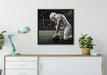 knieender Football-Spieler auf Leinwandbild gerahmt Quadratisch verschiedene Größen im Wohnzimmer