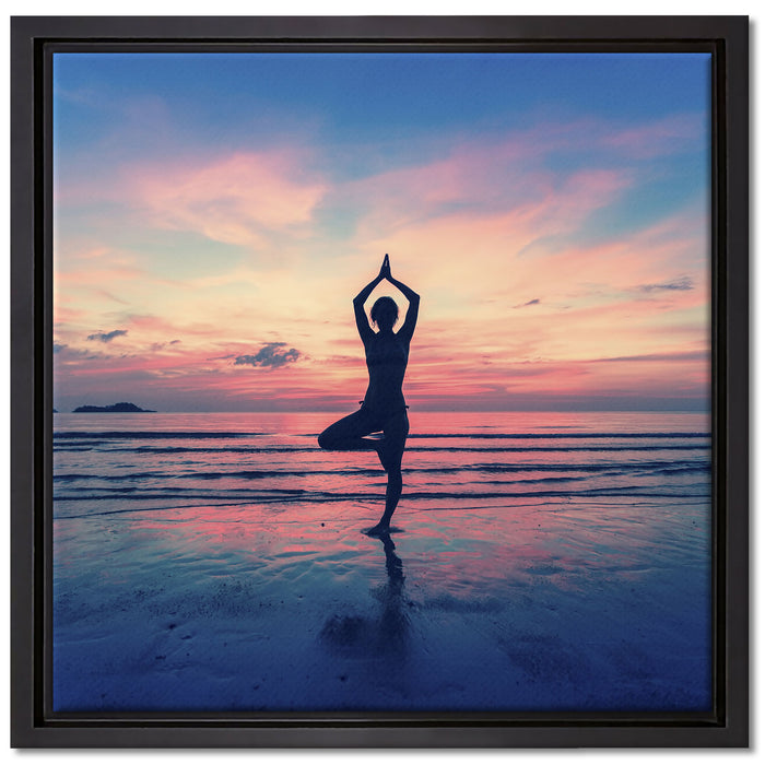 Yoga am Strand auf Leinwandbild Quadratisch gerahmt Größe 40x40