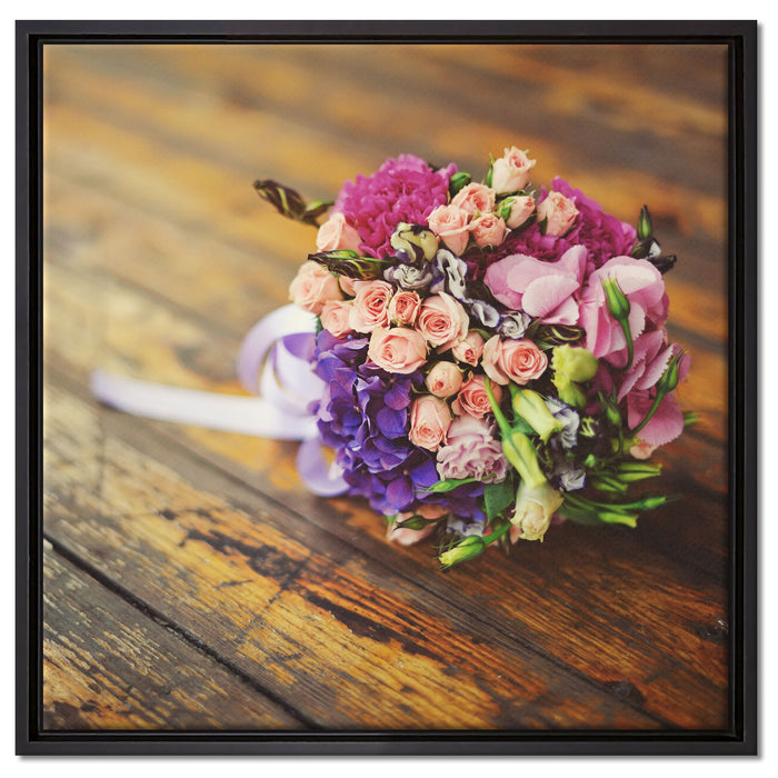 Blumenstrauß auf altem Holztisch auf Leinwandbild Quadratisch gerahmt Größe 60x60