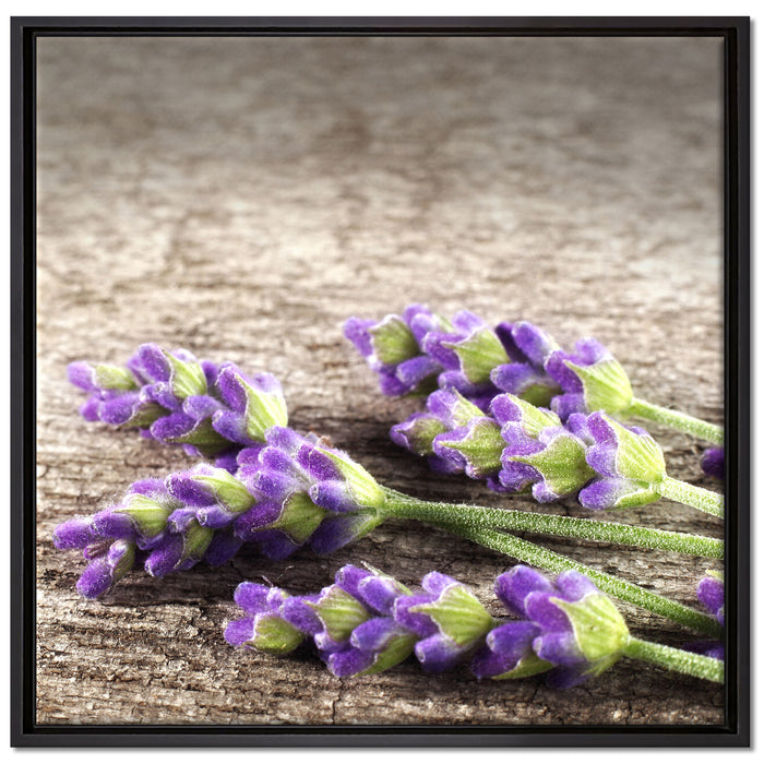 Liegender frischer Lavendel auf Leinwandbild Quadratisch gerahmt Größe 70x70
