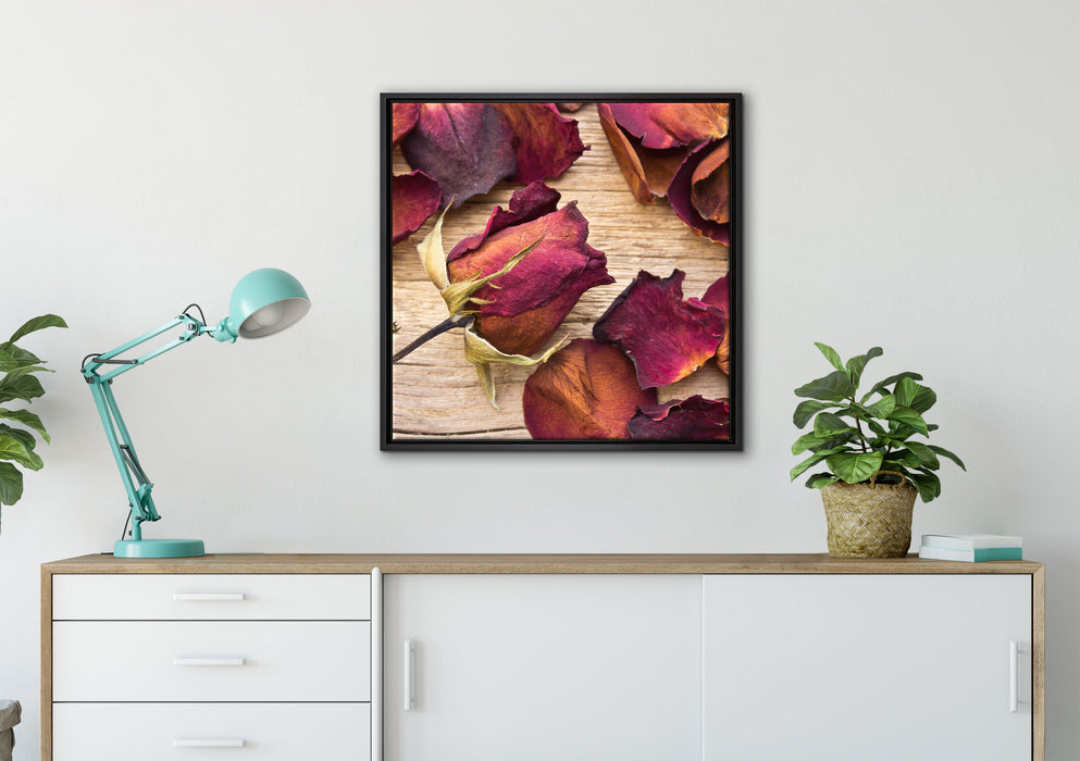 Rosen auf Holztisch auf Leinwandbild gerahmt Quadratisch verschiedene Größen im Wohnzimmer