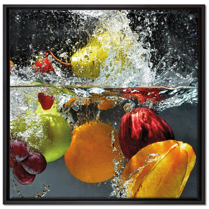Früchte fallen ins Wasser auf Leinwandbild Quadratisch gerahmt Größe 70x70
