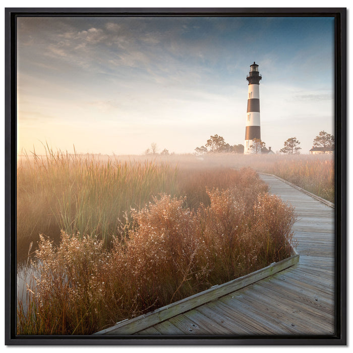 Leuchtturm im Nebel auf Leinwandbild Quadratisch gerahmt Größe 70x70