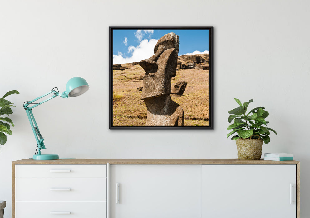 Moai Statue auf den Osterinseln auf Leinwandbild gerahmt Quadratisch verschiedene Größen im Wohnzimmer