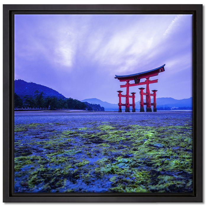 Torii in Hiroshima Japan auf Leinwandbild Quadratisch gerahmt Größe 40x40