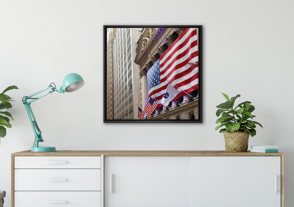 Amerikanische Flagge in New York auf Leinwandbild gerahmt Quadratisch verschiedene Größen im Wohnzimmer