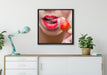 Erdbeere vor Lippen auf Leinwandbild gerahmt Quadratisch verschiedene Größen im Wohnzimmer