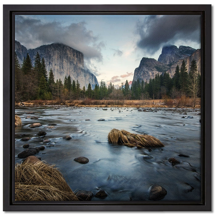 Seichter Fluss im Herbst auf Leinwandbild Quadratisch gerahmt Größe 40x40