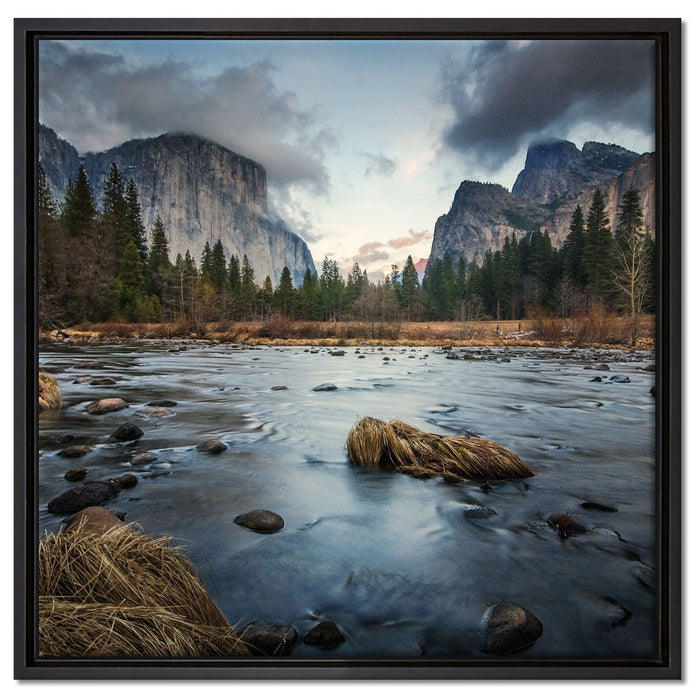 Seichter Fluss im Herbst auf Leinwandbild Quadratisch gerahmt Größe 60x60