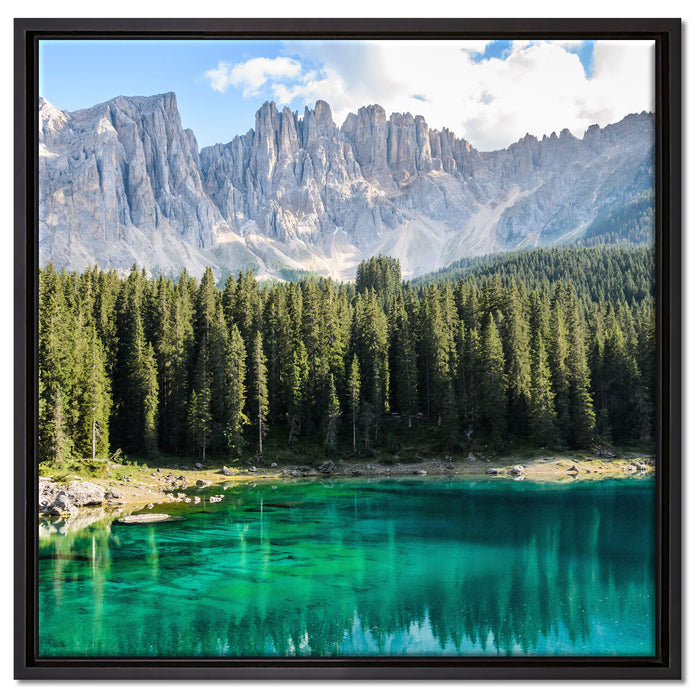 Wunderschöner klarer Bergsee auf Leinwandbild Quadratisch gerahmt Größe 60x60