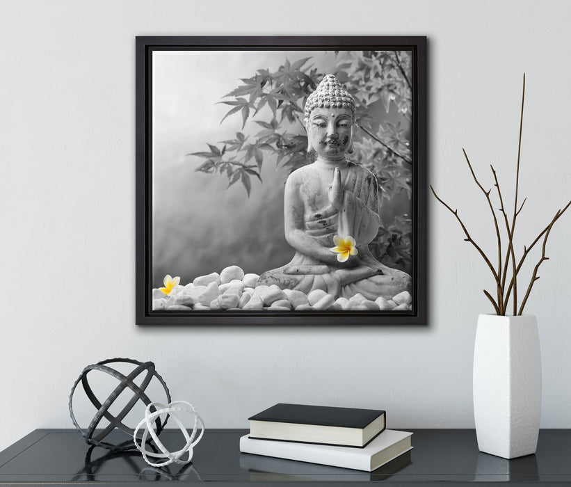 Buddha mit Monoi Blüte in der Hand  auf Leinwandbild Quadratisch gerahmt mit Kirschblüten