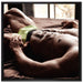 Muskulöser Mann im Bett auf Leinwandbild Quadratisch gerahmt Größe 70x70