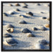 Muscheln im Sand auf Leinwandbild Quadratisch gerahmt Größe 60x60