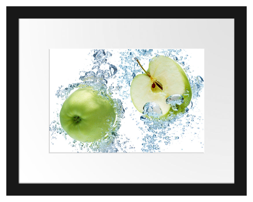 Frische Apfelscheiben im Wasser Passepartout 38x30